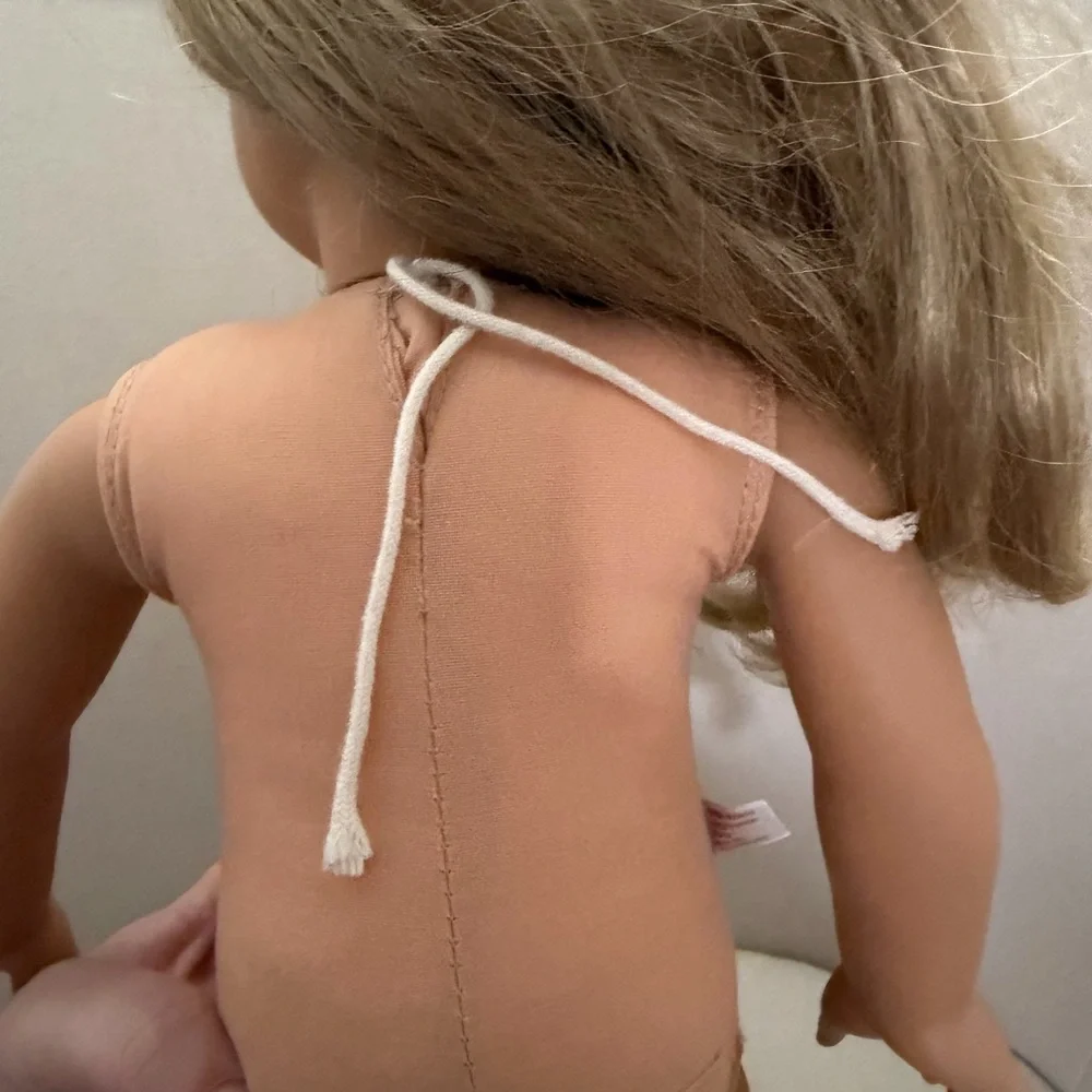 American Girl Doll with Red Jacket and Blue Jeans Truly me retired #24 - Picture 15 of 16